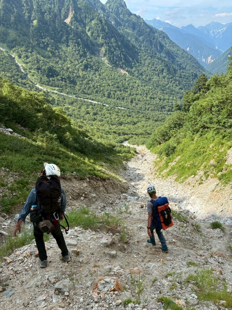 2025年8月29日-31日槍ヶ岳北鎌尾根 – 山歩渓山岳会